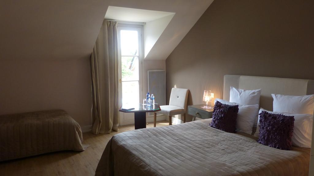 L'Aubiniere Hotel Restaurant & Spa Saint-Ouen-les-Vignes Ruang foto